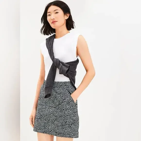Lou & Grey Cheetah Print Wanderweave Zip Pocket Skort Skirt Black/White Size L - Picture 2 of 12